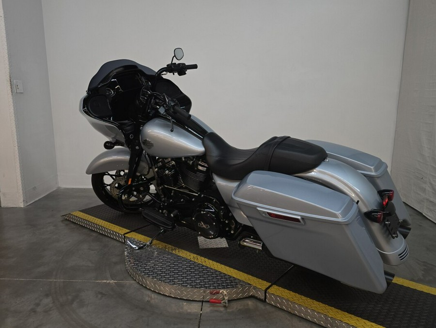 FLTRXS 2021 Road Glide Special