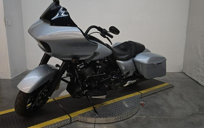 FLTRXS 2021 Road Glide Special