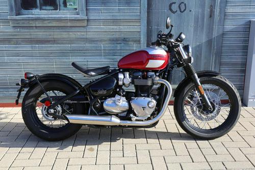 Here's our review of the 2018 Triumph Bonneville Bobber...