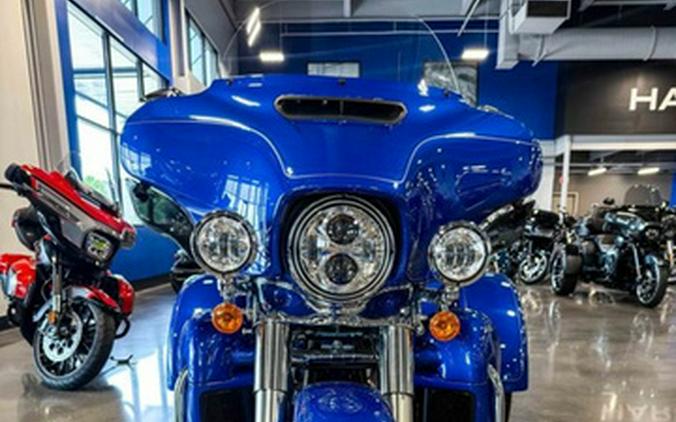 2024 Harley-Davidson Trike FLHTCUTG - Tri Glide Ultra
