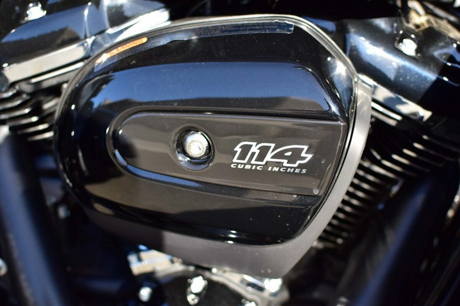 2025 Harley-Davidson Tri Glide Ultra FLHTCUTG