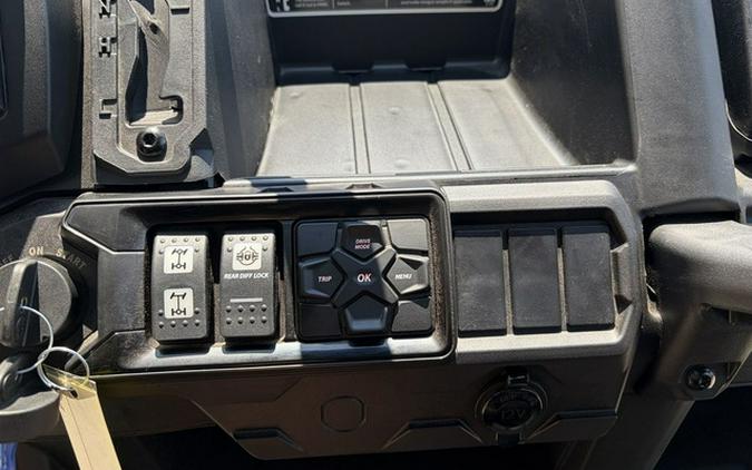 2026 Can-Am Defender MAX XT HD9