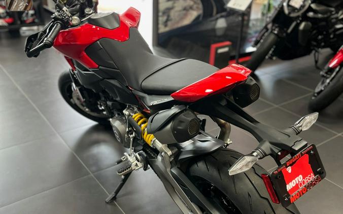 2026 Ducati Hypermotard V2