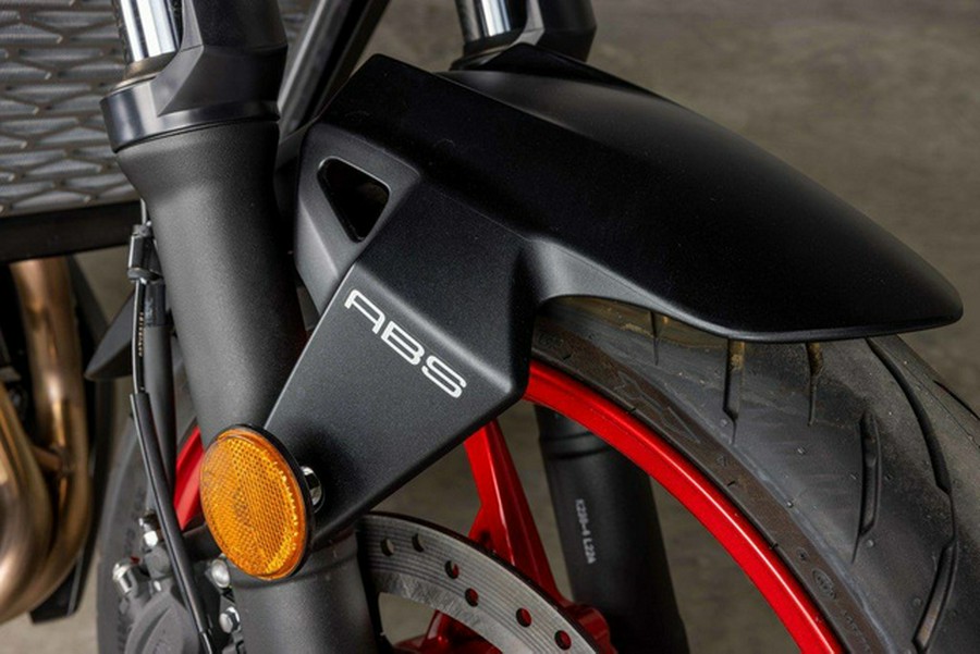 2025 Kawasaki Z500 SE ABS