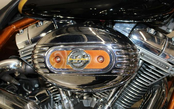 2008 Harley-Davidson® FLHRSE4 - Road King® Screamin' Eagle® 105th Anniversary Edition