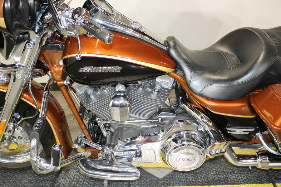 2008 Harley-Davidson® FLHRSE4 - Road King® Screamin' Eagle® 105th Anniversary Edition