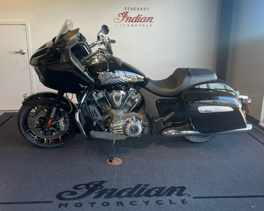 2023 Indian Motorcycle Challenger Limited- SUMMER KICK OFF SPECIAL