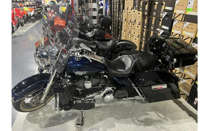 2012 Harley-Davidson® ROAD KING CLASSIC