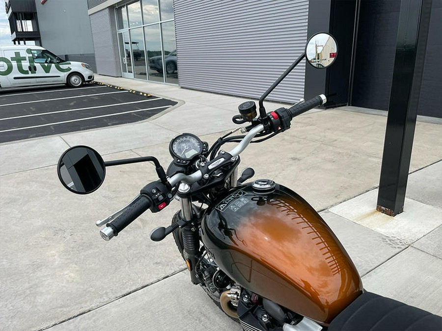 2024 Triumph Scrambler 900 Stealth Edition