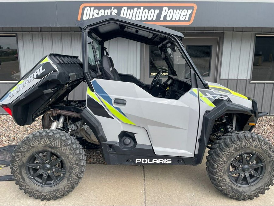 2023 Polaris Industries GENERAL XP 1000 Sport Ghost Gray