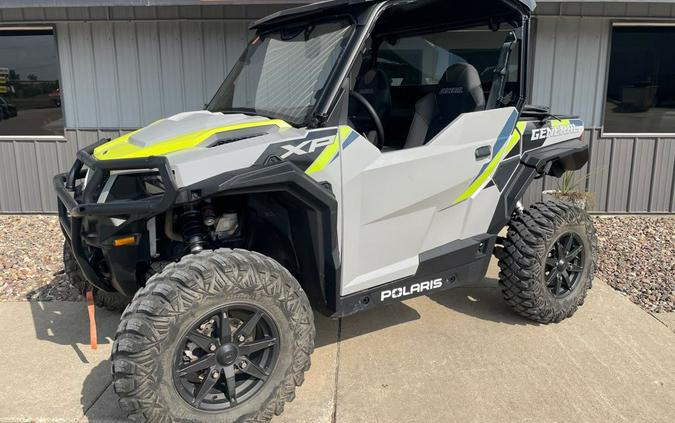 2023 Polaris Industries GENERAL XP 1000 Sport Ghost Gray