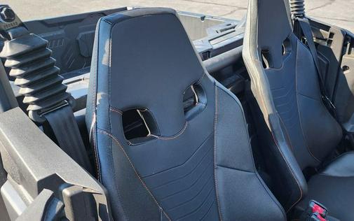 2025 Can-Am® Commander MAX XT-P