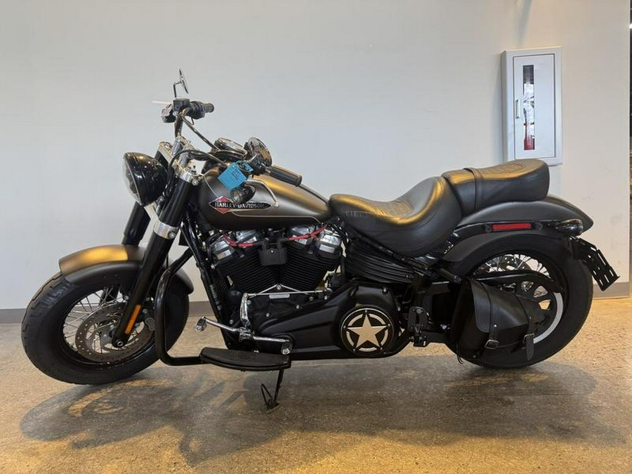 2021 Harley-Davidson® FLSL - Softail Slim®