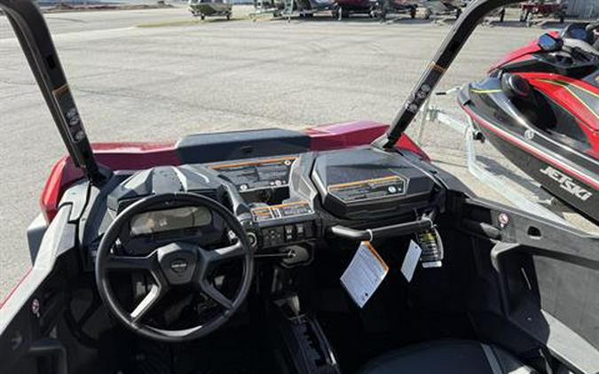 2026 Can-Am Commander XT 700