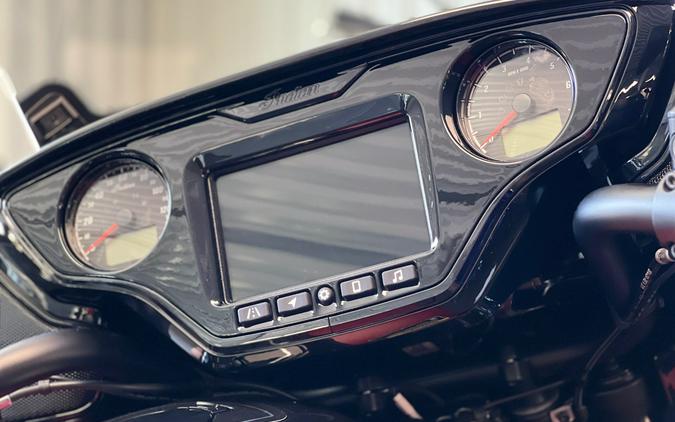 2025 Indian Motorcycle Roadmaster® PowerPlus Dark Horse® with 112 and PowerBand Audio Package