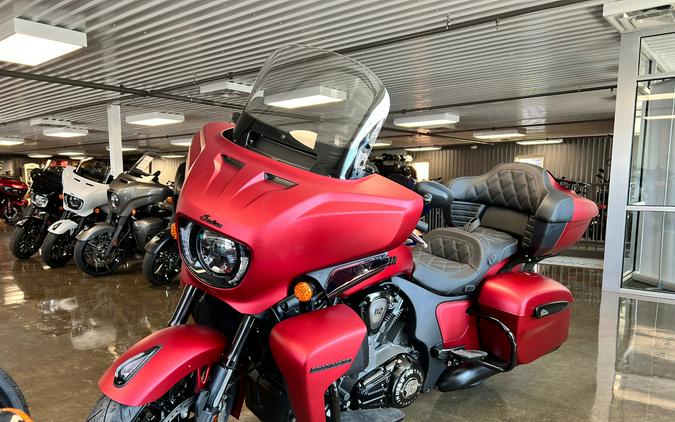 2025 Indian Motorcycle Roadmaster® PowerPlus Dark Horse® with 112 and PowerBand Audio Package