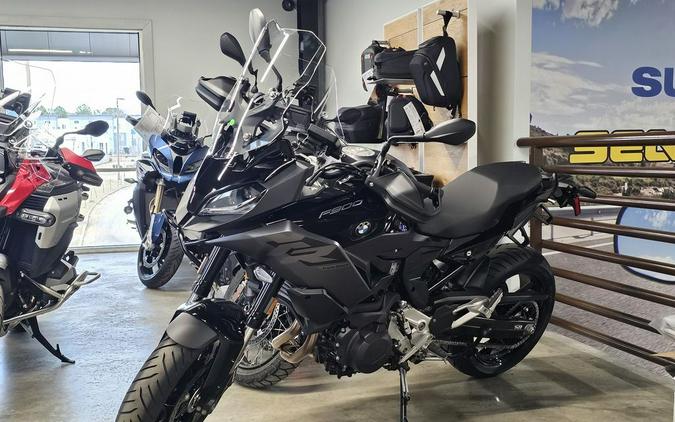 2025 BMW F 900 XR