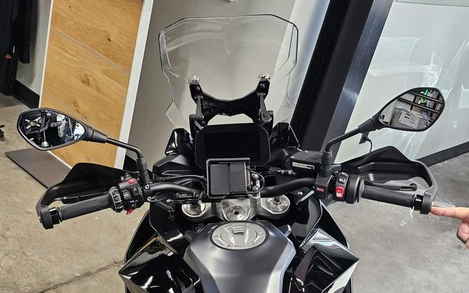 2025 BMW F 900 XR