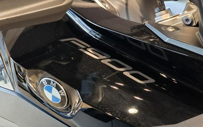 2025 BMW F 900 XR