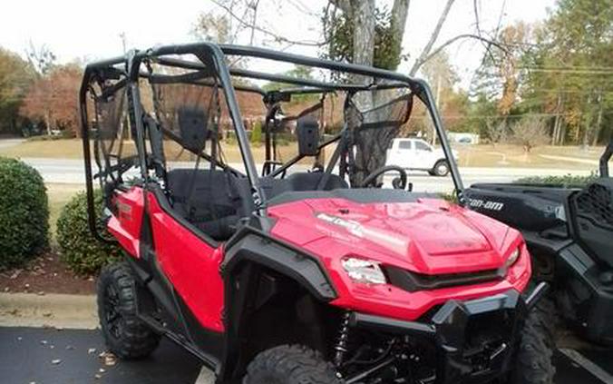 2025 Honda® Pioneer 1000-5 Deluxe