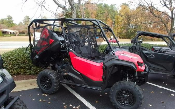 2025 Honda® Pioneer 1000-5 Deluxe