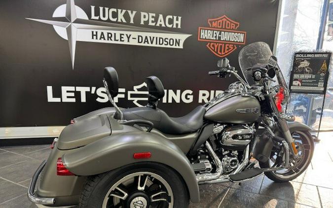 2018 Harley-Davidson® Freewheeler® Industrial Gray Denim