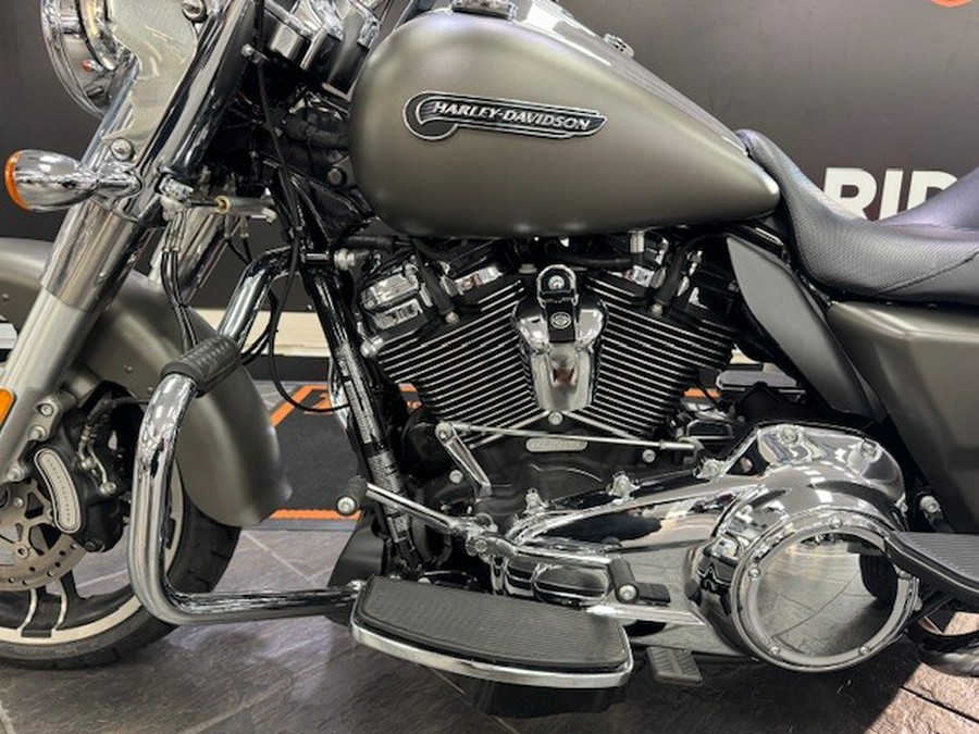 2018 Harley-Davidson® Freewheeler® Industrial Gray Denim