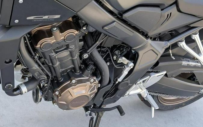 2026 Honda® CB650R E-Clutch