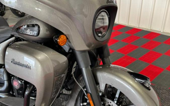 2025 Indian Motorcycle Roadmaster® PowerPlus Dark Horse® with 112 and PowerBand Audio Package