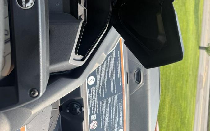2026 CAN-AM COMMANDER XT 1000R
