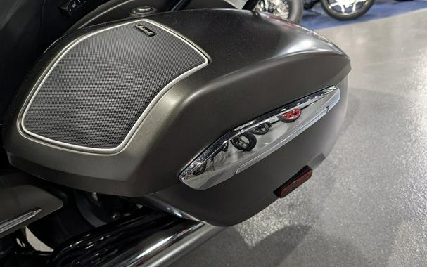 2023 BMW R 18 Transcontinental Manhattan Metallic Matte