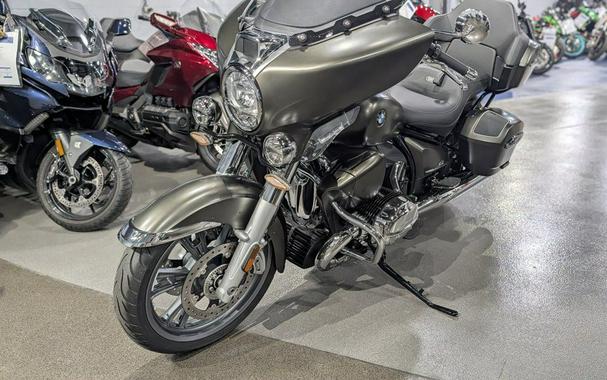 2023 BMW R 18 Transcontinental Manhattan Metallic Matte
