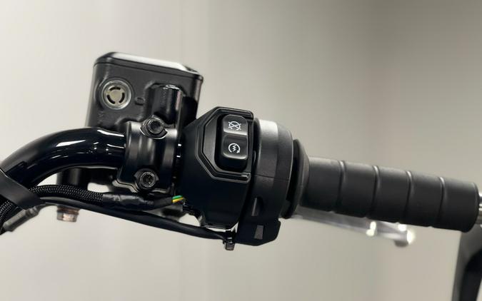 2025 Indian Motorcycle Scout® Bobber Limited +Tech