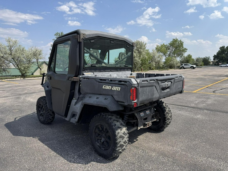 2021 Can-Am Defender DPS™ CAB HD8