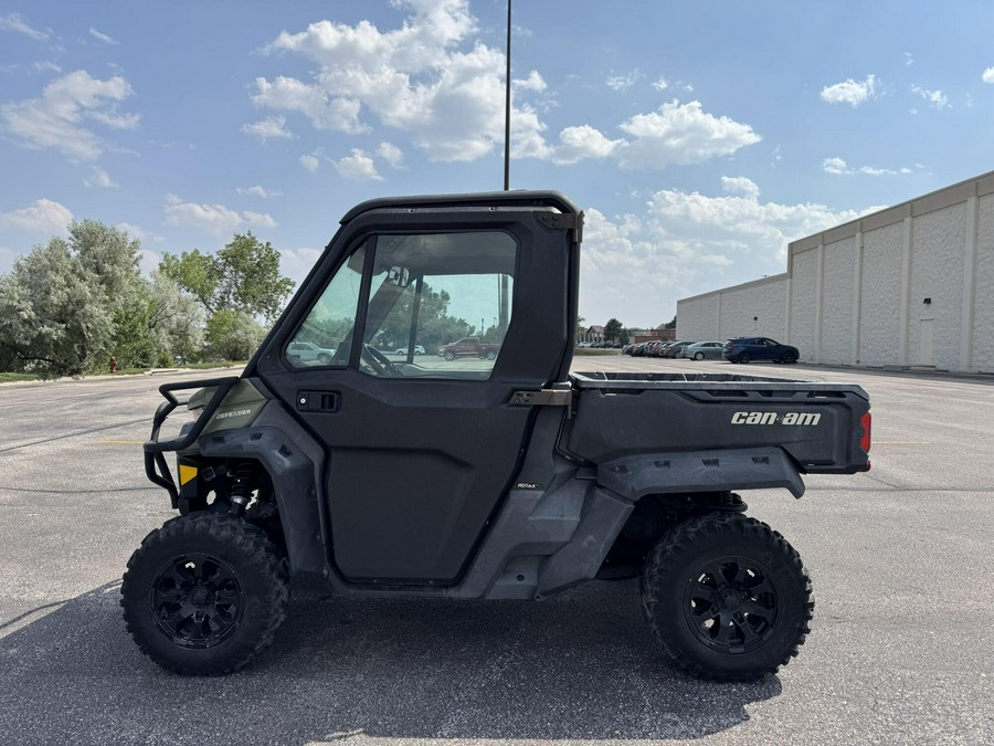 2021 Can-Am Defender DPS™ CAB HD8