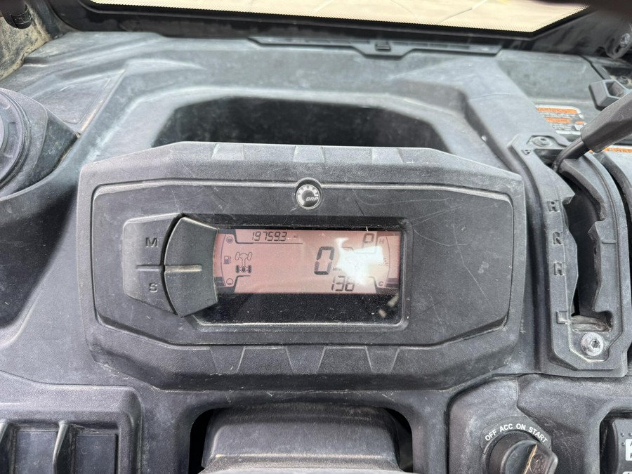 2021 Can-Am Defender DPS™ CAB HD8
