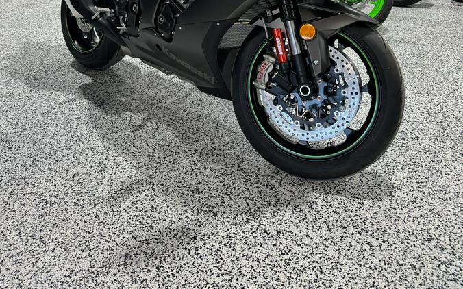 2025 Kawasaki Ninja® ZX™-10RR ABS