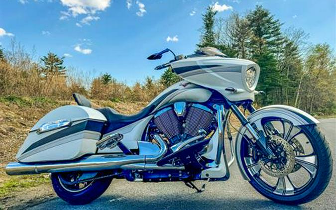 2016 Victory Magnum