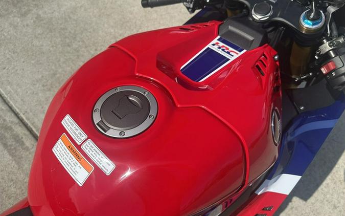 2026 Honda CBR1000RR-R Fireblade SP