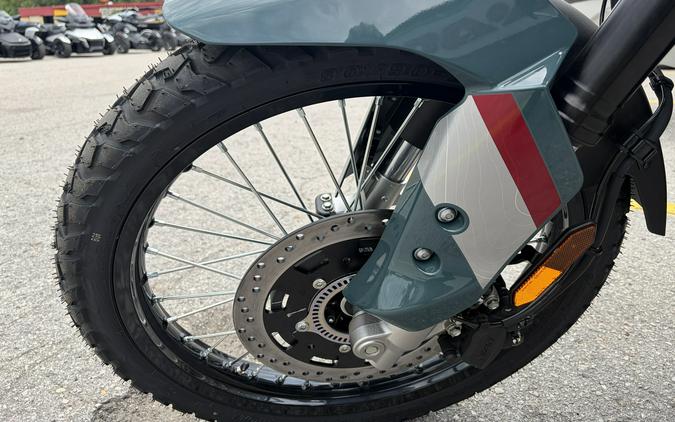 2026 Kawasaki KLE®500 SE ABS