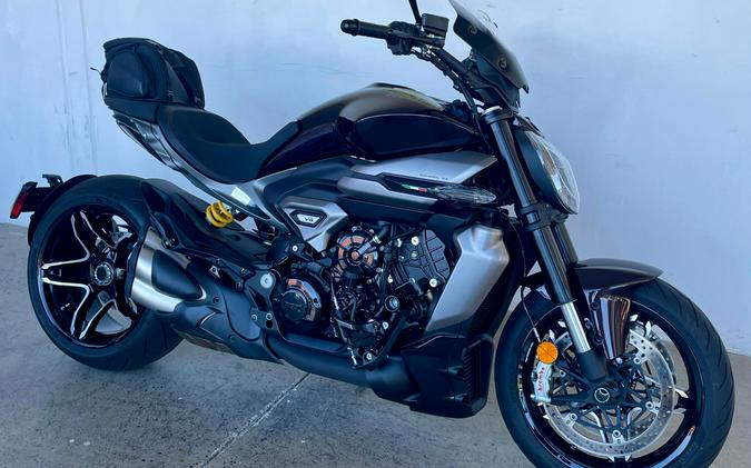 2026 Ducati XDIAVEL V4