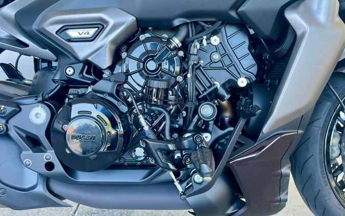 2026 Ducati XDIAVEL V4