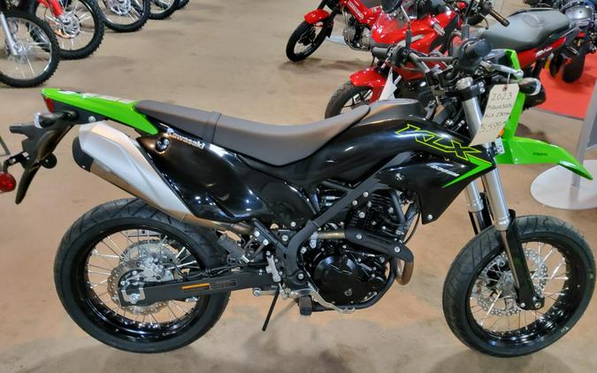 2023 Kawasaki KLX230SM Review [A Dozen Fast Facts]