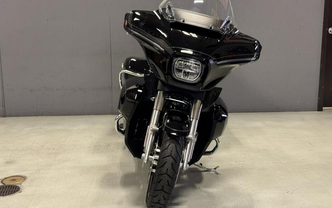 FLHXU 2025 Street Glide® Ultra