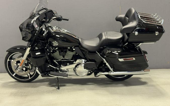 FLHXU 2025 Street Glide® Ultra