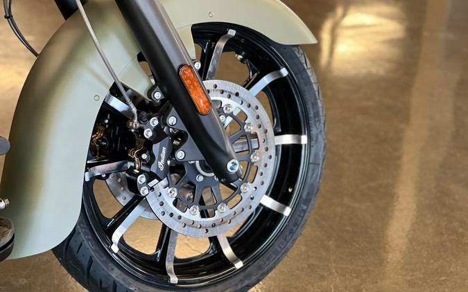 2025 Indian Motorcycle Springfield® Dark Horse®