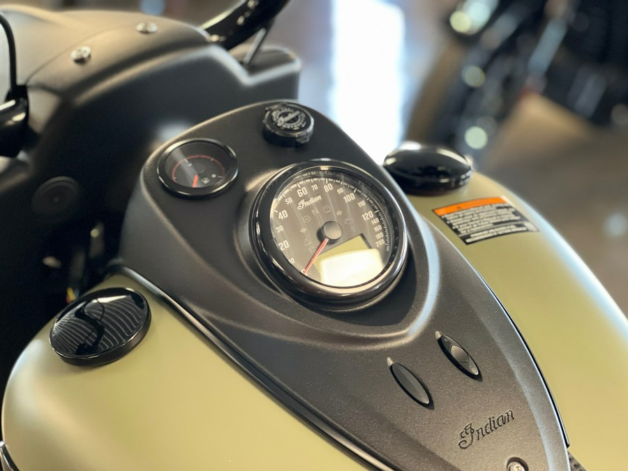 2025 Indian Motorcycle Springfield® Dark Horse®