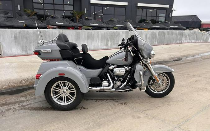 2024 Harley-Davidson® FLHTCUTG - Tri Glide® Ultra