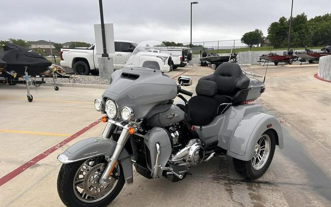 2024 Harley-Davidson® FLHTCUTG - Tri Glide® Ultra