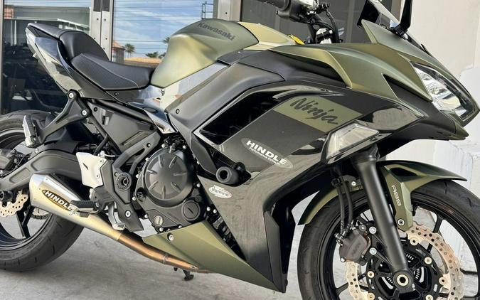 2024 Kawasaki Ninja® 650 ABS Metallic Covert Green/Metallic Spark Black